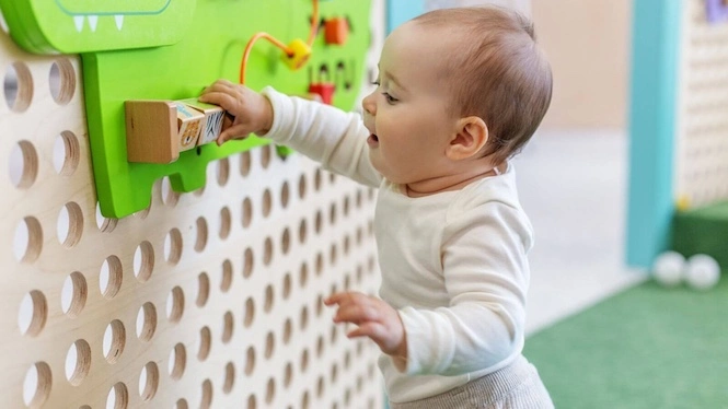 Nanny Desenvolver — babá profissional em Santos